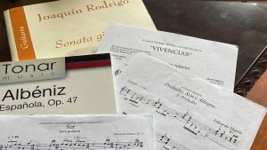 que-repertorio-tocar-con-guitarra-clasica